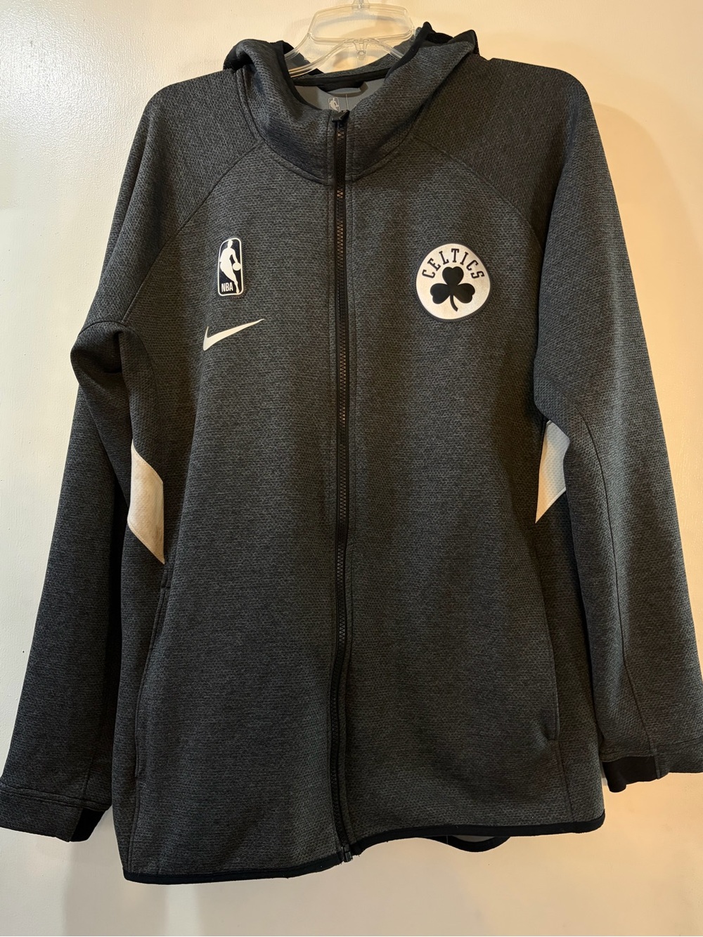 Nike Boston Celtics NBA Showtime Full-Zip Hoodie Men’s Sz Large
